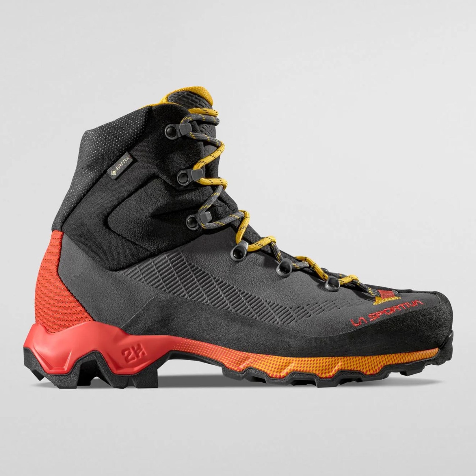 La Sportiva Gležnjače za planinarenje Aequilibrium Trek GTX, Crno-narandžaste