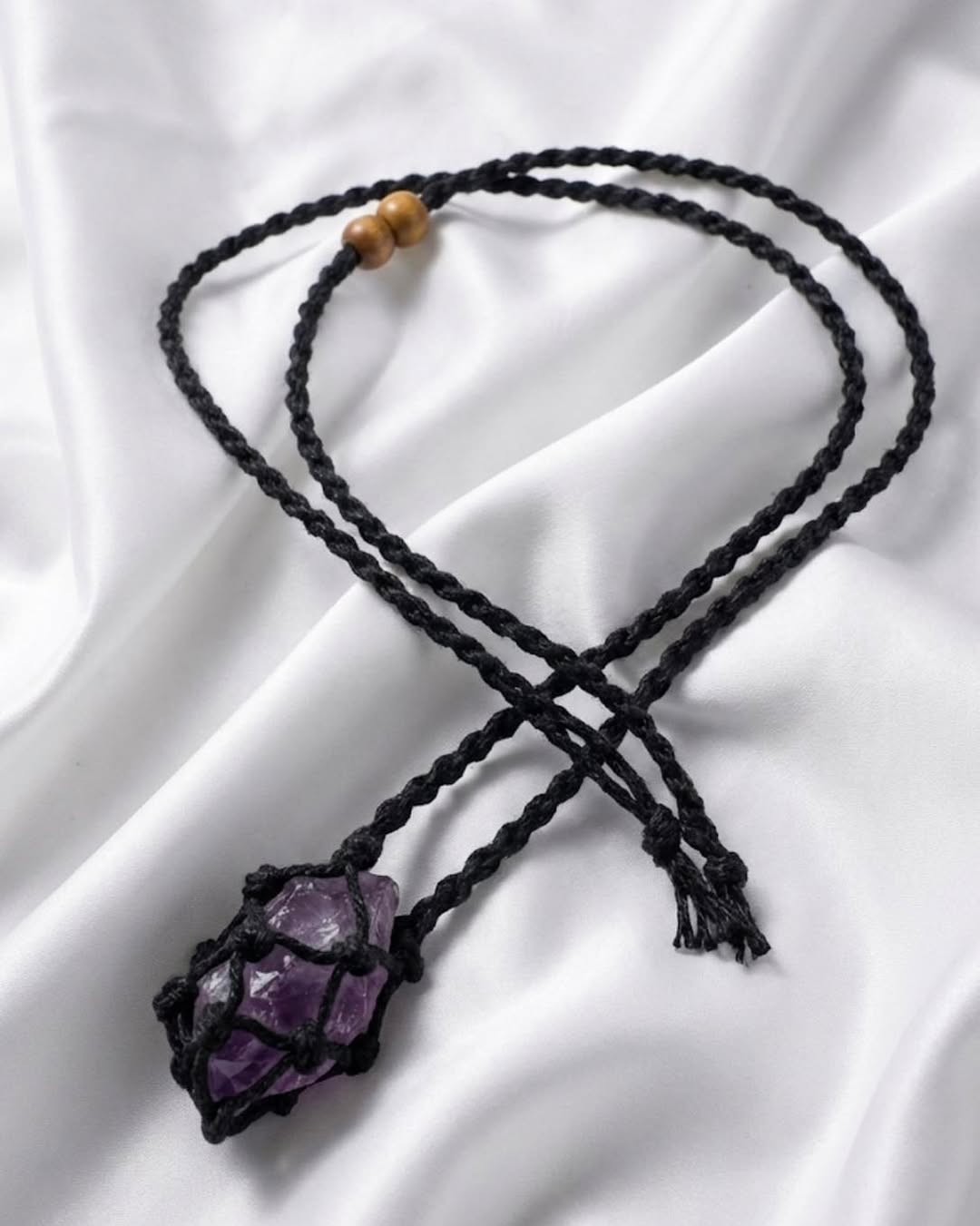 Poludrago kamenje & nakit Ručno pletena ogrlica sa neobrađenim ametistom