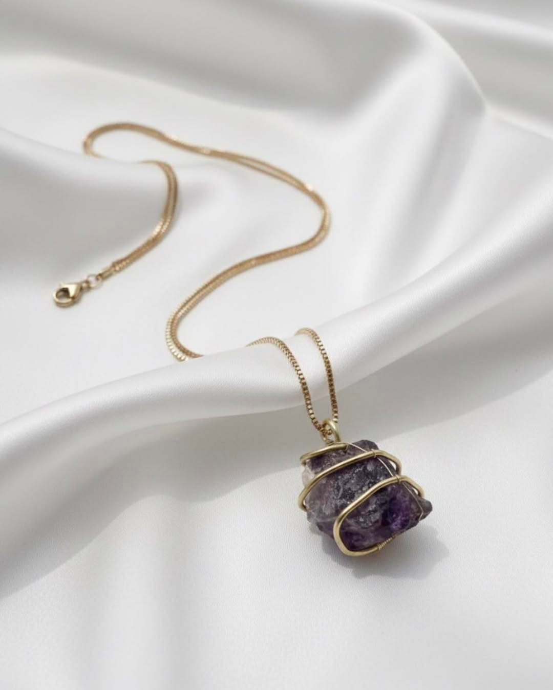 Poludrago kamenje & nakit Ogrlica sa masivnim tamnoljubičastim ametistom