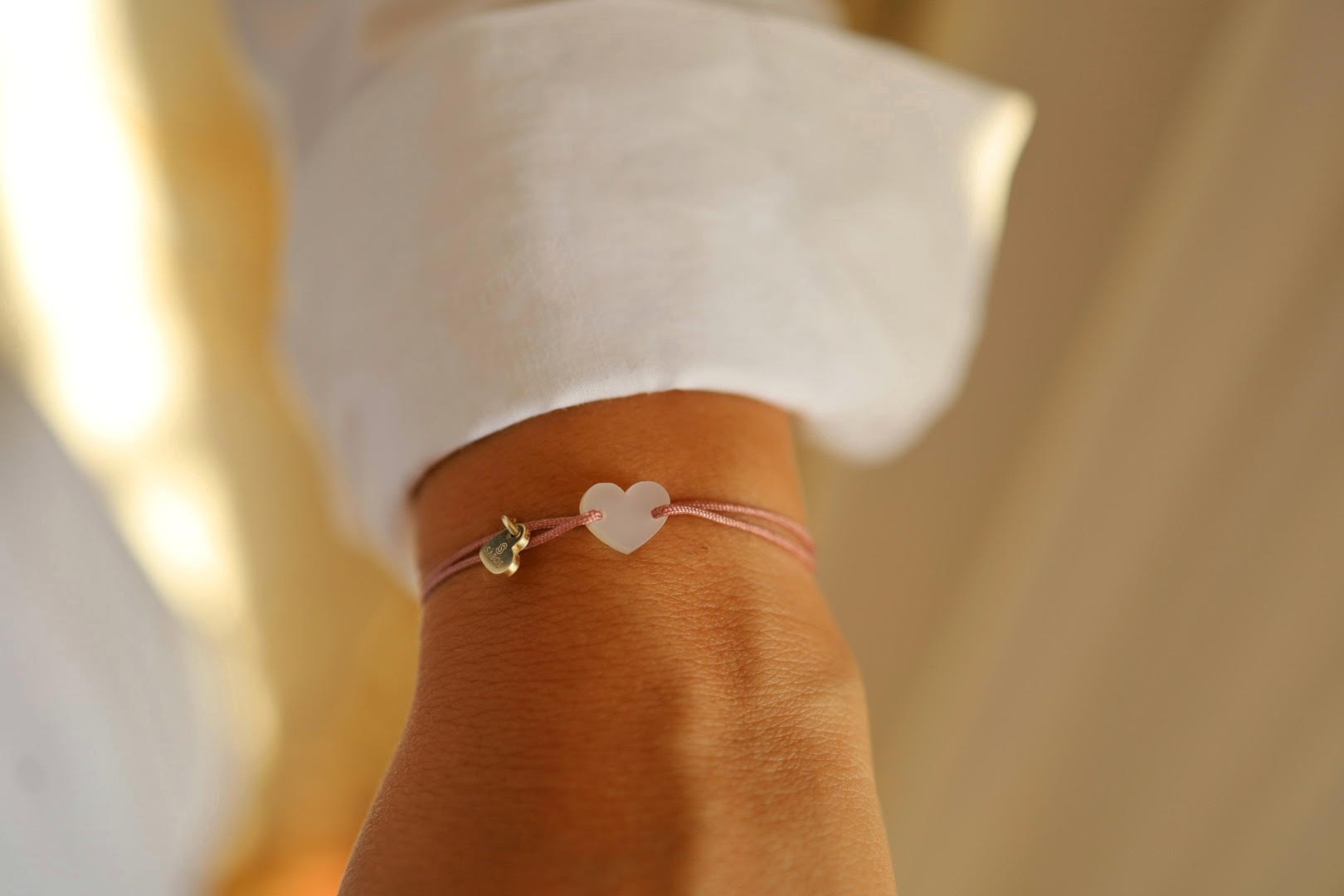 Sabos Narukvica Sweet heart, Zlatna