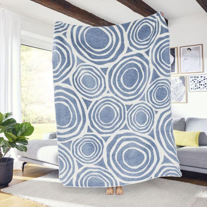 Ibena Deka Jacquard Asmara, Plava